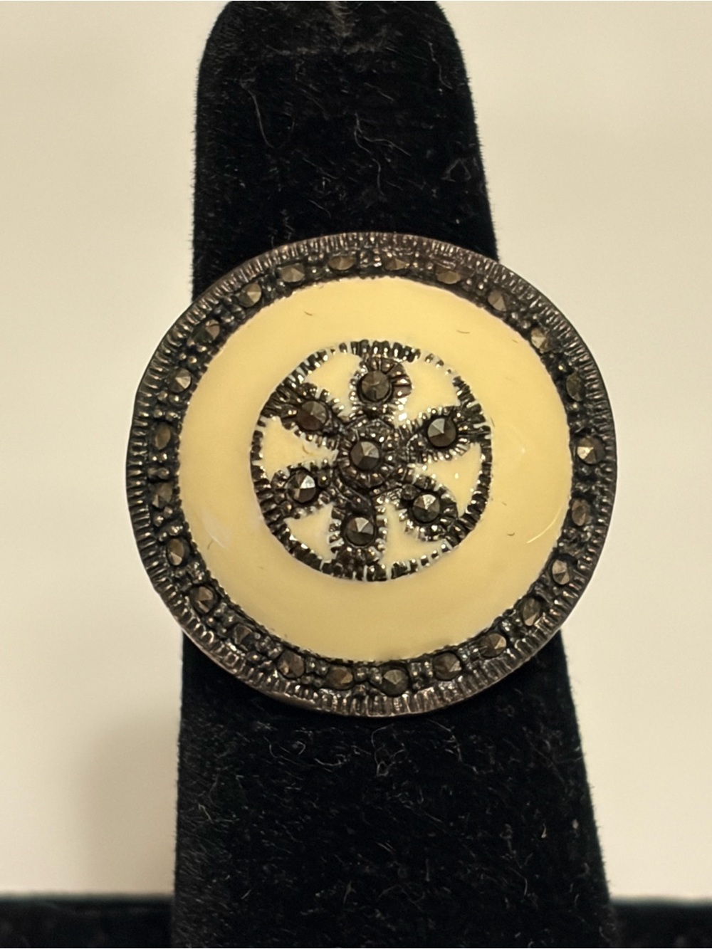 Vintage Art Deco Sterling silver marcasite and cream enamel ring